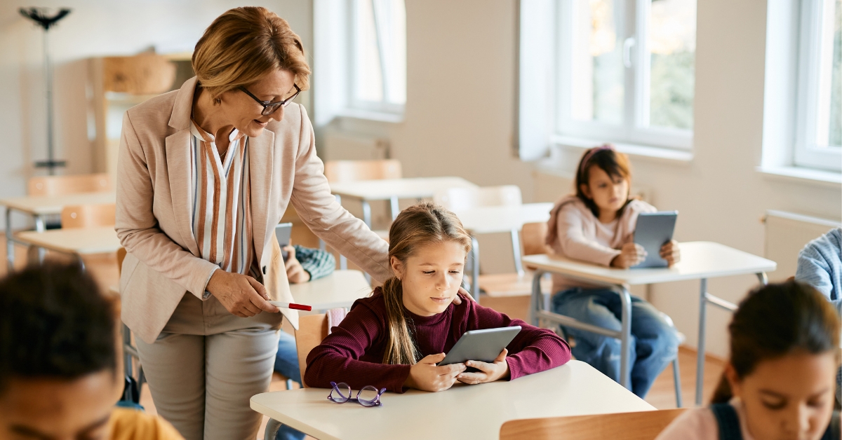 Alfabetização: Práticas Sociais de Leitura e Escrita